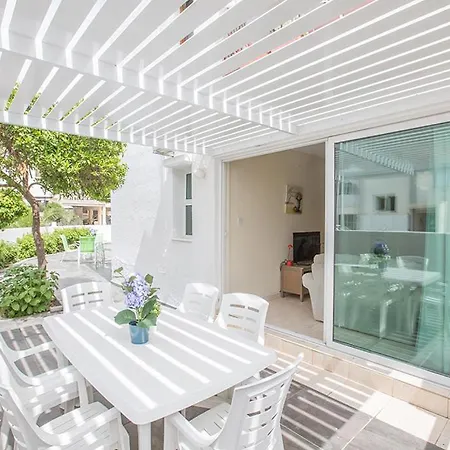 Merab Holidays Castalia 62 *