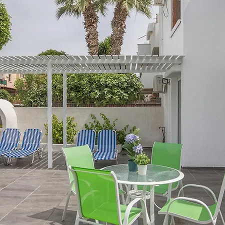 Apartman Merab Holidays Castalia 62 *