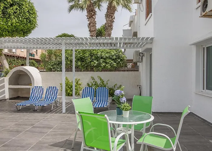 Apartmán Merab Holidays Castalia 62 *